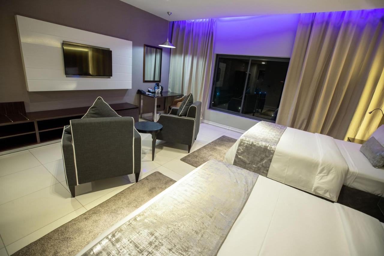 Bon Hotel Tripod オウェリ エクステリア 写真