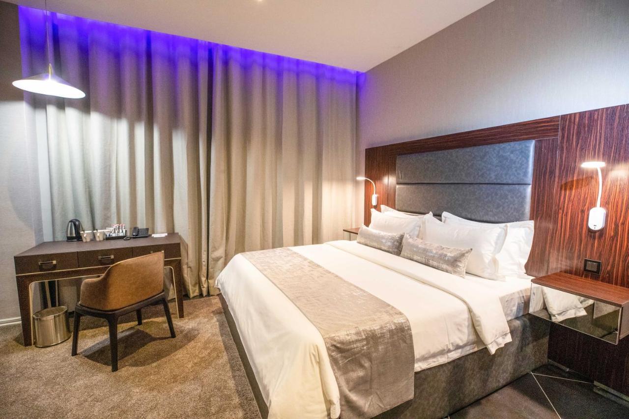 Bon Hotel Tripod オウェリ エクステリア 写真