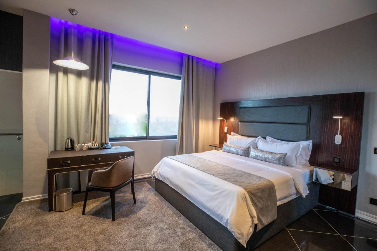Bon Hotel Tripod オウェリ エクステリア 写真